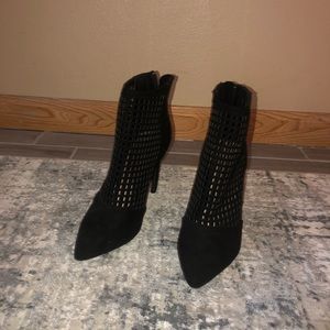 Black heels ✨ Love Culture 🖤 size 9 ✨ Never worn